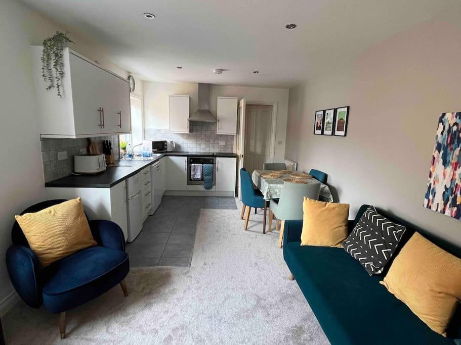 Town Centre Apartment With Parking Wallingford Exterior foto